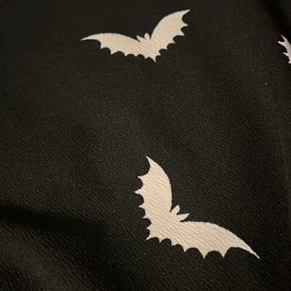 Bat Crew Neck - Picture 6 of 8